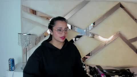 Snapshot of _carolinee_sweet chatting on January 10, 10:28 am Caroline Sweet online show from January 10, 10:28 am