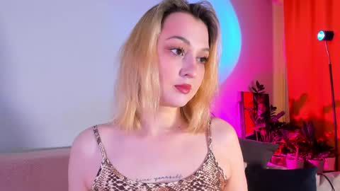 Christina Chris online show from May 16, 10:23 am