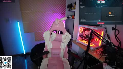 _celeste_xx online show from May 8, 8:47 pm