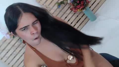 Snapshot of _celina chatting on June 12, 1:59 am _celina online show from June 12, 1:59 am