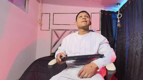 Cesar  online show from April 1, 1:12 pm