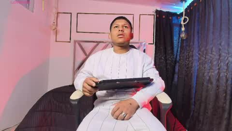 Cesar  online show from April 1, 1:41 pm