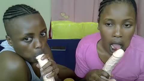 _chacha482688 online show from March 1, 2:30 pm