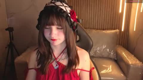 _charlotte_collins_ online show from December 2, 3:18 pm