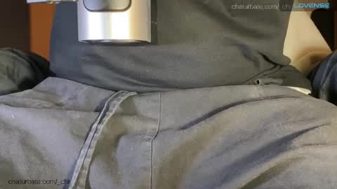 Snapshot of _chr chatting on November 30, 6:56 pm Chris online show from November 30, 6:56 pm