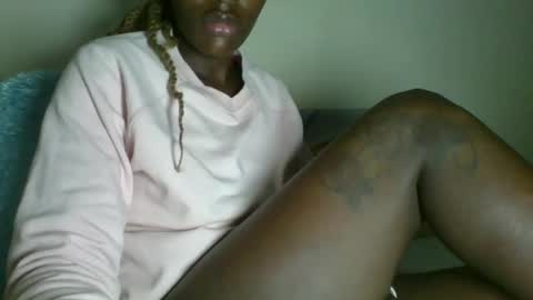 clara online show from December 3, 7:27 am