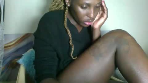 clara online show from December 5, 8:12 am