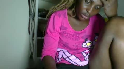 clara online show from May 15, 10:33 am