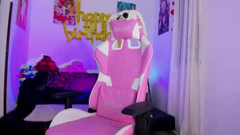 Snapshot of _cloe_1 chatting on September 16, 12:11 am Chloe online show from September 16, 12:11 am