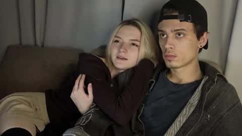 Snapshot of _cozyrose chatting on February 8, 4:54 pm Stacy online show from February 8, 4:54 pm