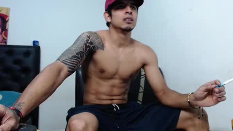 Snapshot of _crissgex_ chatting on March 20, 8:03 pm crissgex online show from March 20, 8:03 pm