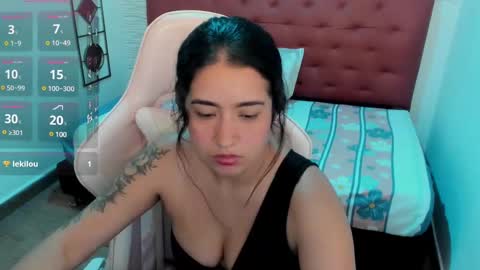 _cristal_smith_ online show from February 19, 6:00 pm