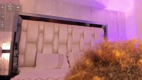     online show from October 1, 7:42 pm