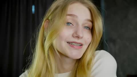 Alice online show from March 9, 9:35 am