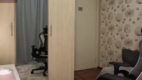 Snapshot of _cute_ice chatting on May 21, 7:37 am _cute_ice online show from May 21, 7:37 am