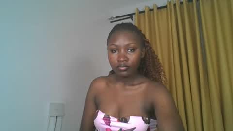 Snapshot of _cutestephanie chatting on October 17, 11:29 pm STEPH online show from October 17, 11:29 pm