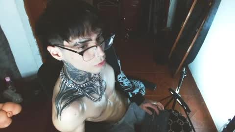 Nate Evans 50 OF online show from May 2, 5:40 pm
