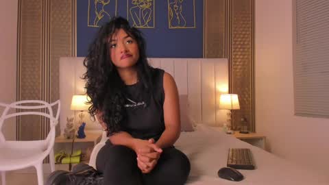 Dakota online show from February 24, 8:25 pm