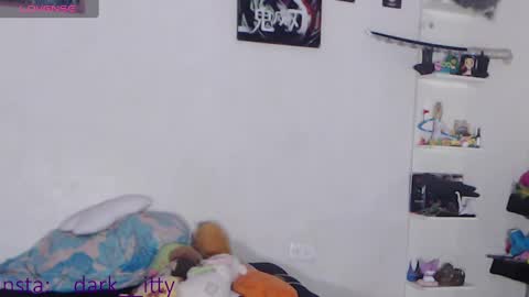 Snapshot of _darkitty_ chatting on February 22, 4:29 am Darkitty online show from February 22, 4:29 am