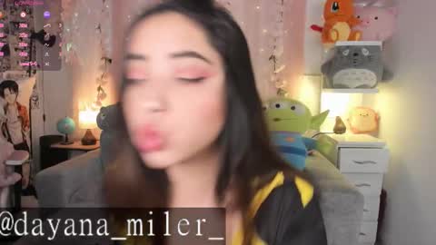 Snapshot of _dayana_miler chatting on March 25, 1:17 pm IG Dayana miler online show from March 25, 1:17 pm