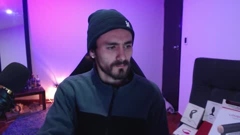 delacruz online show from October 13, 4:34 am