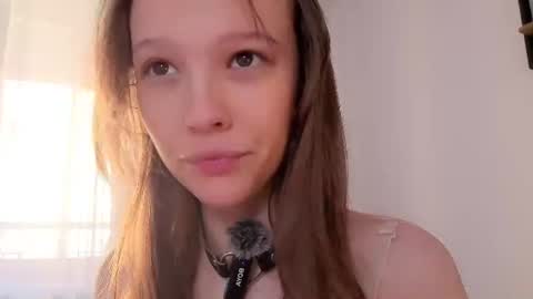DemiDee online show from July 11, 6:27 am