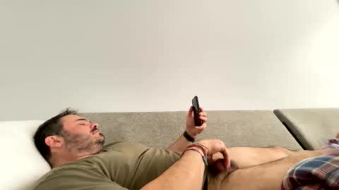 Snapshot of _direwolf_ chatting on March 9, 1:15 pm _direwolf_ online show from March 9, 1:15 pm