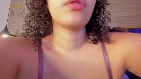 Abril online show from November 14, 2:27 pm