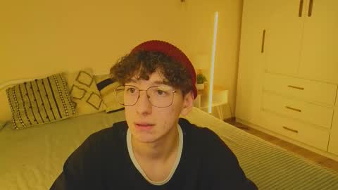 Snapshot of _dream_boys_ chatting on October 21, 7:14 pm _dream_boys_ online show from October 21, 7:14 pm