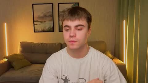 Snapshot of _dream_boys_ chatting on October 28, 8:51 am _dream_boys_ online show from October 28, 8:51 am