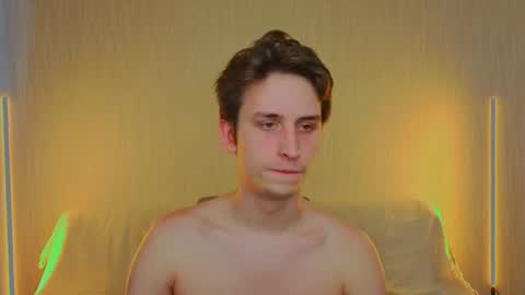 Snapshot of _dream_boys_ chatting on March 3, 5:13 am _dream_boys_ online show from March 3, 5:13 am