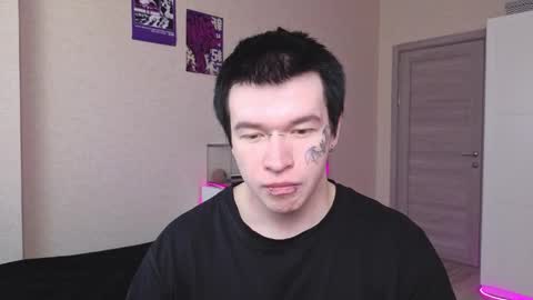 Snapshot of _dream_boys_ chatting on April 1, 7:31 am _dream_boys_ online show from April 1, 7:31 am