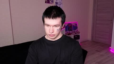 Snapshot of _dream_boys_ chatting on April 9, 6:35 pm _dream_boys_ online show from April 9, 6:35 pm