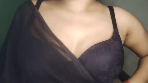 _dreamgirl_0 online show from June 8, 10:37 am