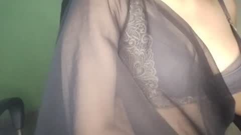 _dreamgirl_0 online show from June 8, 11:05 pm