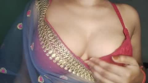 _dreamgirl_0 online show from June 9, 11:11 am