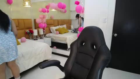 Dulcinea online show from February 9, 11:47 am