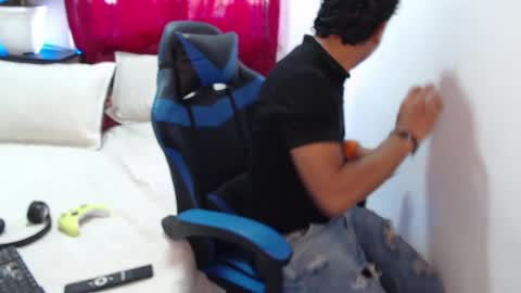 _duvan_123 online show from January 18, 9:40 pm