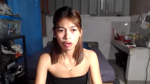 _eleanorxx online show from April 19, 8:57 am