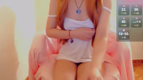 Snapshot of _elie chatting on March 2, 11:44 pm Eli online show from March 2, 11:44 pm