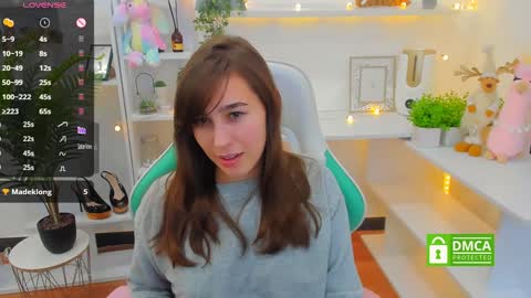 Lizzy  online show from December 18, 10:02 pm