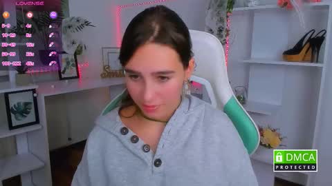 Lizzy  online show from October 31, 10:44 pm