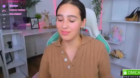 Snapshot of _eliizabeth__ chatting on November 5, 9:48 pm Lizzy online show from November 5, 9:48 pm