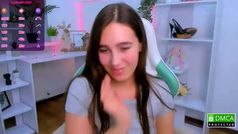 Snapshot of _eliizabeth__ chatting on November 24, 10:53 pm Lizzy online show from November 24, 10:53 pm