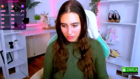 Snapshot of _eliizabeth__ chatting on November 29, 10:13 pm Lizzy online show from November 29, 10:13 pm