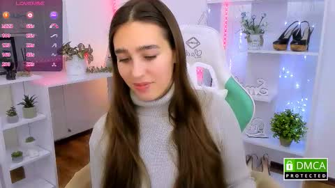 Snapshot of _eliizabeth__ chatting on January 5, 10:02 pm Lizzy online show from January 5, 10:02 pm