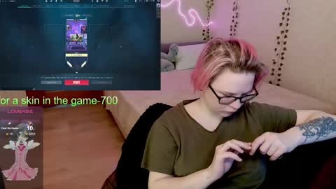 chloue and Gretta online show from February 19, 7:50 am