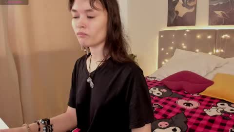 _emily__strike_ online show from May 4, 1:56 am