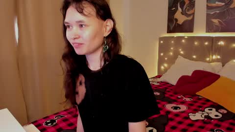 _emily__strike_ online show from May 13, 2:09 am