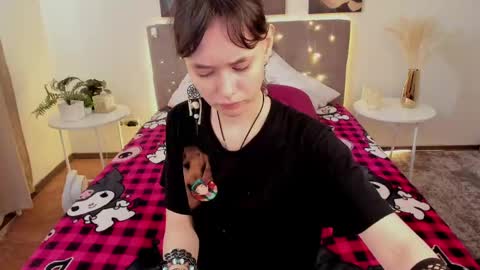 _emily__strike_ online show from May 20, 2:07 am